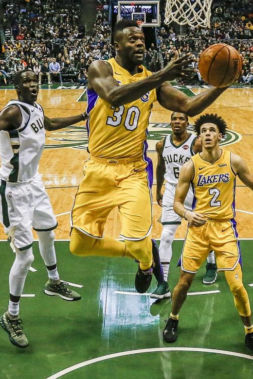 Lakers&#039; Ball youngest  player to hit triple-double