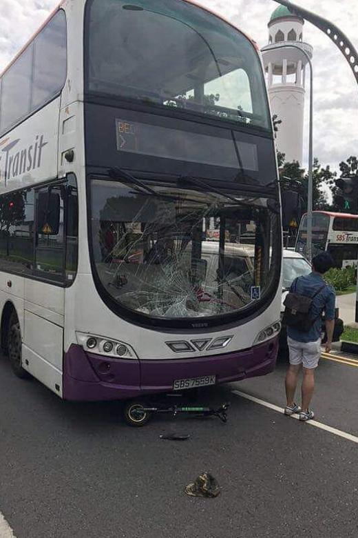 E-scooter rider dies in hospital after accident with bus 