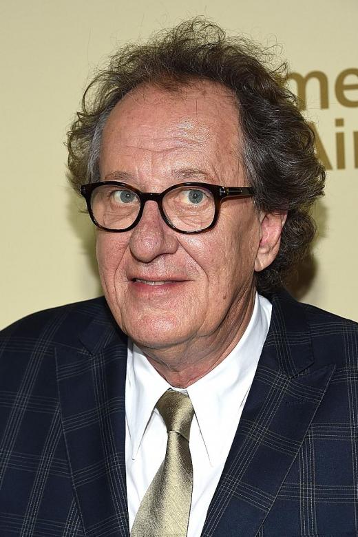 Geoffrey Rush quits industry job after inappropriate behaviour claim 