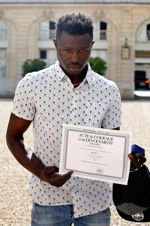 Malian ‘Spider-Man’ to be granted French citizenship