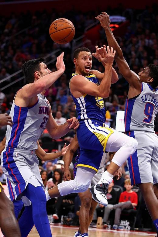 Pistons spoil Curry&#039;s return