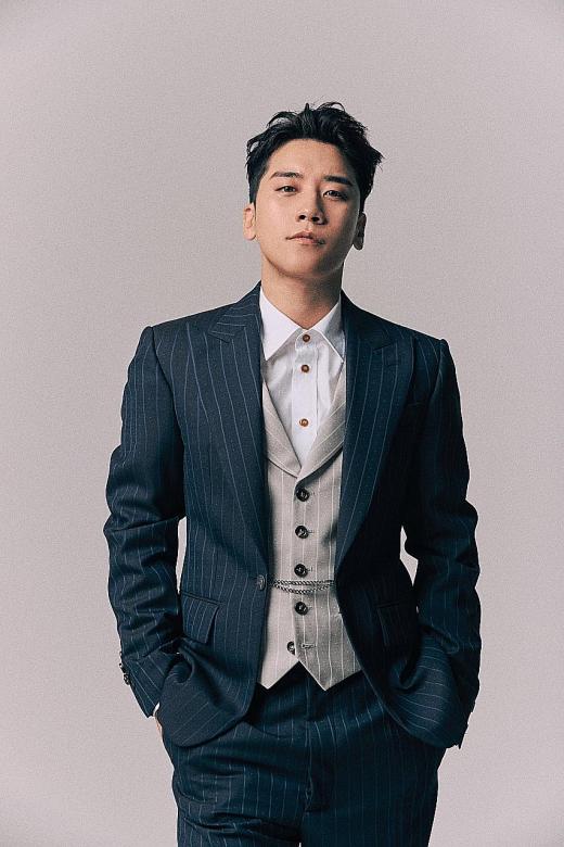 Big Bang&#039;s Seungri booked on alleged sex bribery
