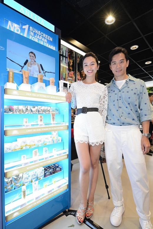 Joanne Peh helps protect hubby&#039;s skin from the sun