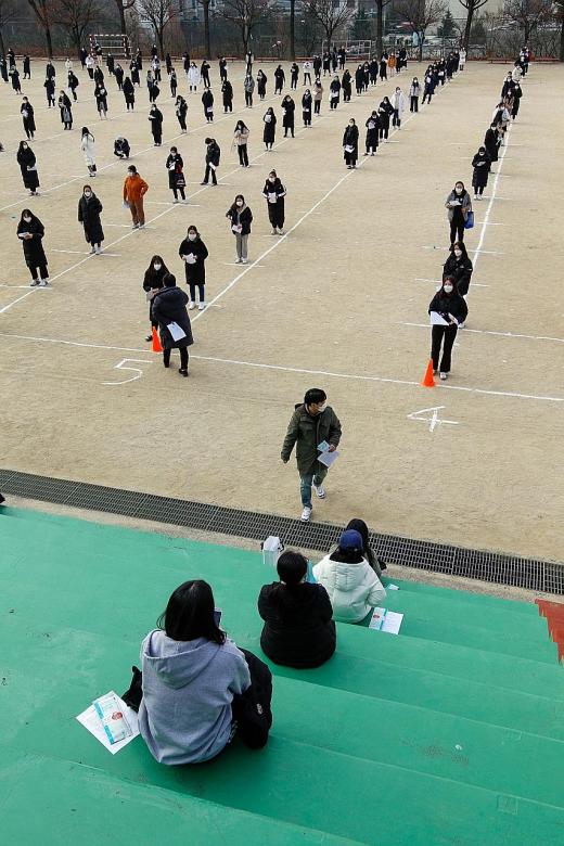 S. Korea’s high school seniors under more stress ahead of key exam