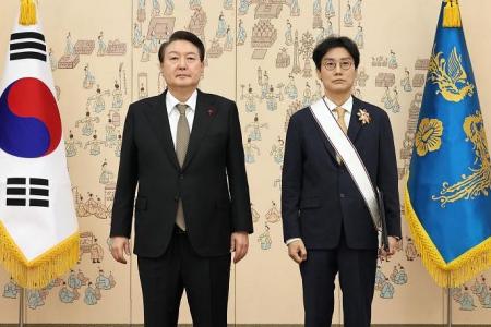 Squid Game’s Lee Jung-jae, Hwang Dong-hyuk receive South Korea’s highest cultural medals