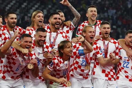 World Cup: Croatia wear down fatigued Morocco to win third place