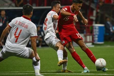 Ilhan Fandi ruled out for six to nine months with ACL injury