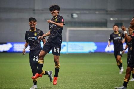 Tampines move within one point of SPL leaders Albirex after 2-0 win over DPMM