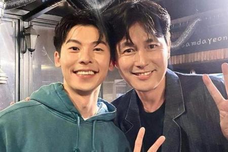 Popular actors Greg Hsu and Jung Woo-sung appear together in a photo