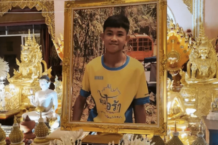 Funeral for Thai teen rescued from flooded cave held without his body