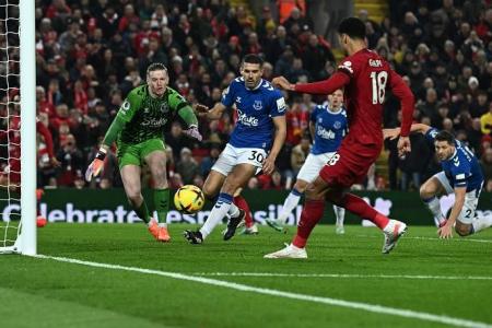 ‘Huge win for us’, says Salah as Liverpool down Everton 2-0