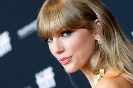 Taylor Swift announces return to touring with 'Eras'