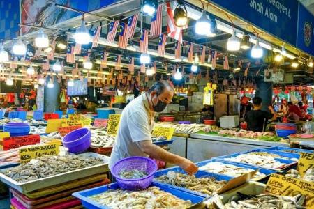 Stock up on seafood for Chinese New Year before price doubles: Malaysia fishermen