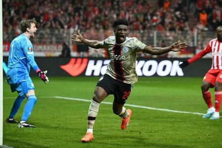 West Ham sign Ghana striker Kudus from Ajax