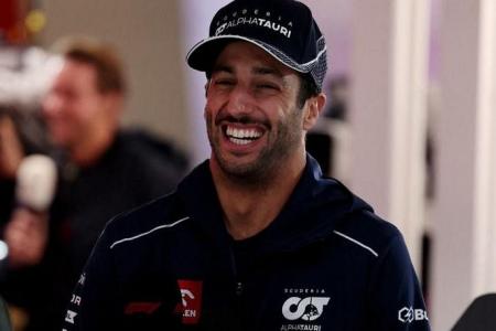 F1 drivers prep to work late shift in Las Vegas