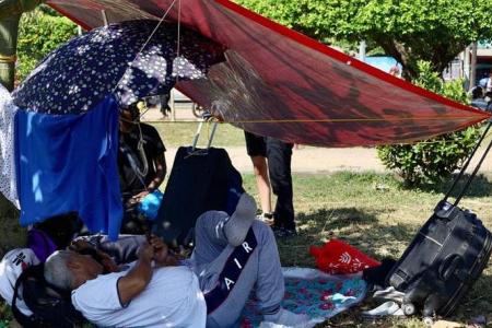 Migrant caravan spends Christmas on the road before heading to US border
