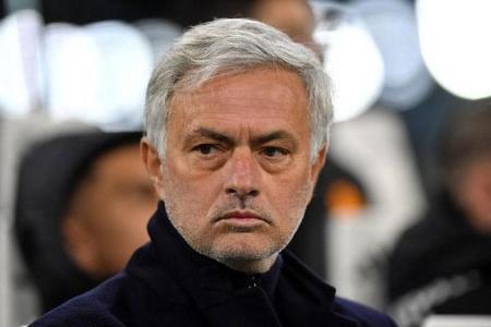 Roma sack manager Jose Mourinho following poor run