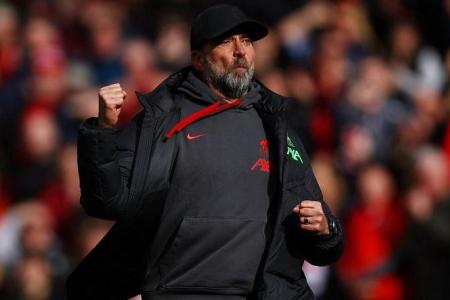 Klopp: Liverpool must remain positive in title race