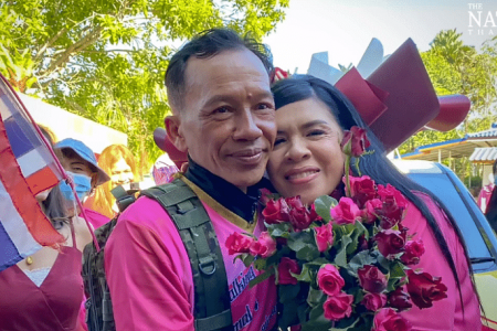 Thai man weds sweetheart after walking for 1,200km 