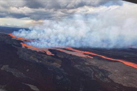 World’s biggest volcano, Hawaii’s Mauna Loa, erupts for first time in decades 