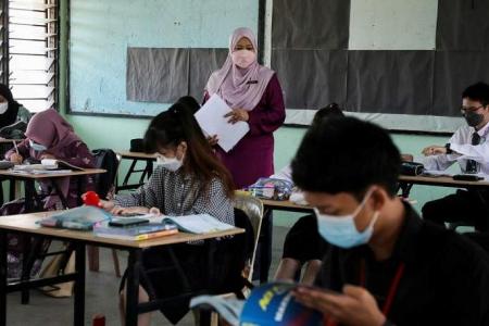 Malaysia makes school uniforms optional amid current hot spell