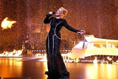 Adele announces Munich concerts