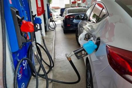 Pump prices in Singapore fall for all grades of fuel; 92-octane now closer to $3