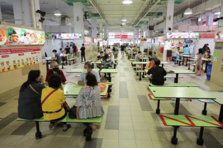 70 more hawker centres allow 5 vaccinated diners to eat in a group from Tuesday