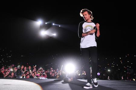 One Direction's fans upset over Louis' use of racial slur