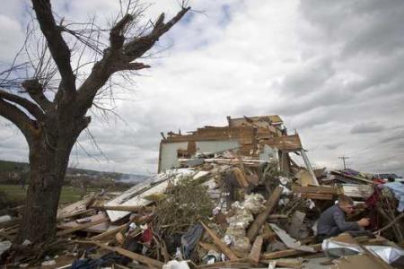 Storms with female names are deadlier, according to report
