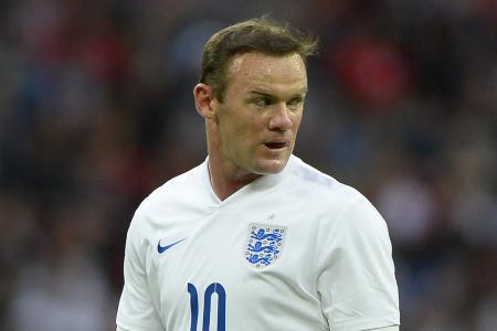 Wayne Rooney dismisses Paul Scholes claim that he is past his best