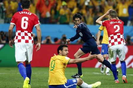 Scolari blasts Croatia's penalty claim