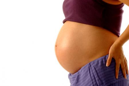 UK judge orders pregnant teen to give birth behind bars