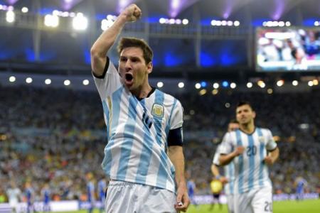 Argentina barely beats debutants Bosnia-Herzegovina