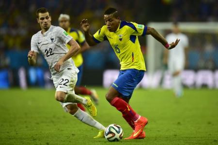 France fire blanks, Ecuador eliminated 