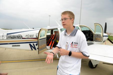 US teen pilot reaches India in around-the-world tour