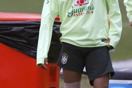 Injured Neymar can't do it alone
