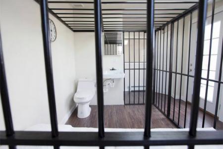 Cheapest room in New York? A jail cell for US$1 a night