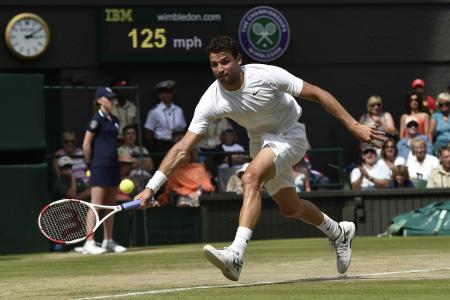 Wimbledon: Murray dethroned as youthful uprising continues