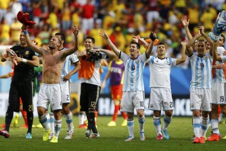 Early Higuain goal sends Argentina through to World Cup semi finals
