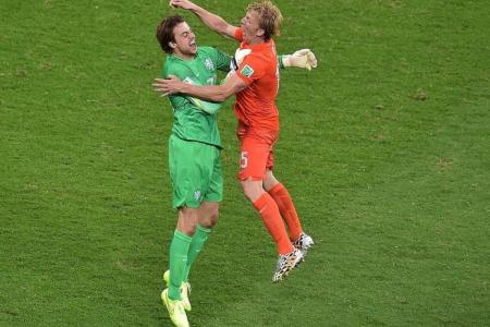 Super-sub Krul saves two penalties on short debut  