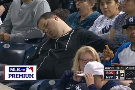 Baseball fan falls asleep at game, now he's suing for US$10 million