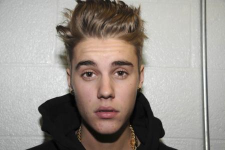 Justin Bieber gets probation, anger management class for egg pelting