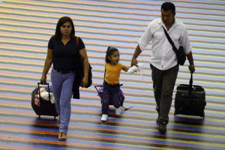 Pay to breathe, says Venezuelan airport
