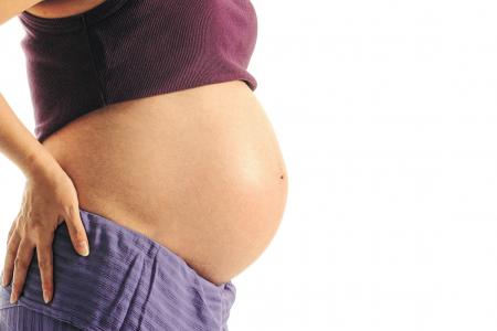 Mums feel pressure to lose baby weight fast