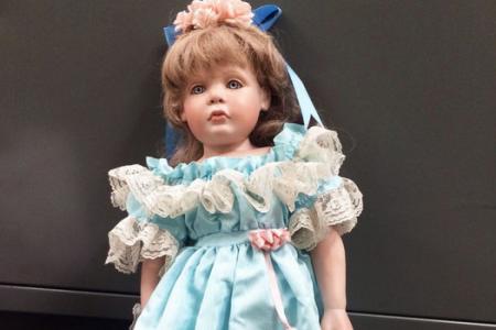 Lookalike porcelain dolls left on girls' doorsteps 