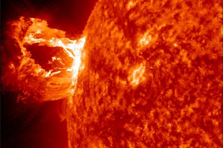 Monster solar storm just missed Earth in 2012