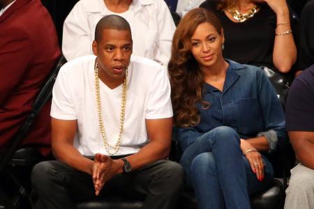 Bey and Jay told to act as 'happy family' until tour ends