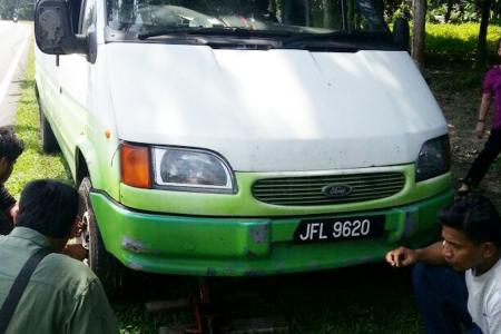 Johor durian trip turns prickly after minibus breaks down