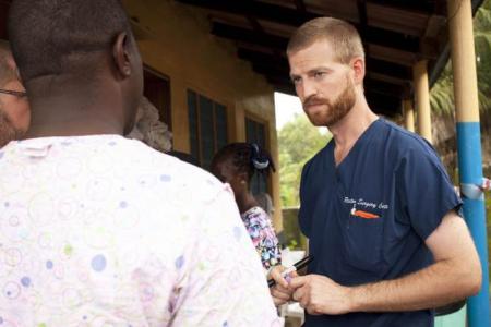 US doctor who contracted Ebola being flown home?